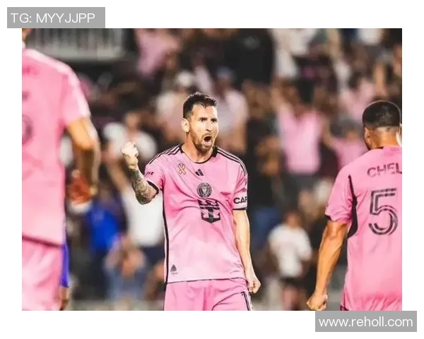 没有足球鞋的足球明星如何在绿茵场上创造奇迹与传奇